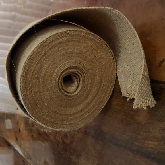 Large Rolll of Burlap Deco - Picture 2 of 5